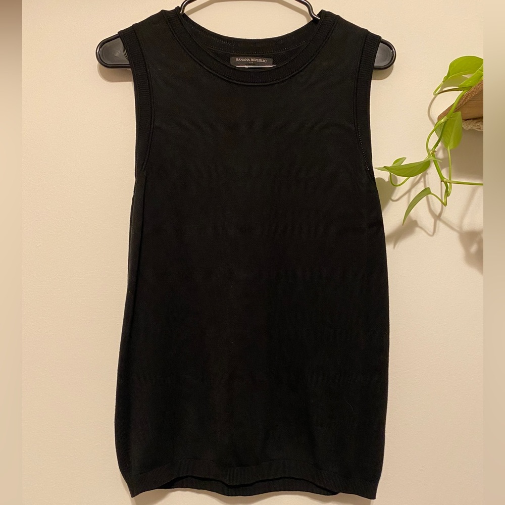 Banana Republic Sweater Tank - black